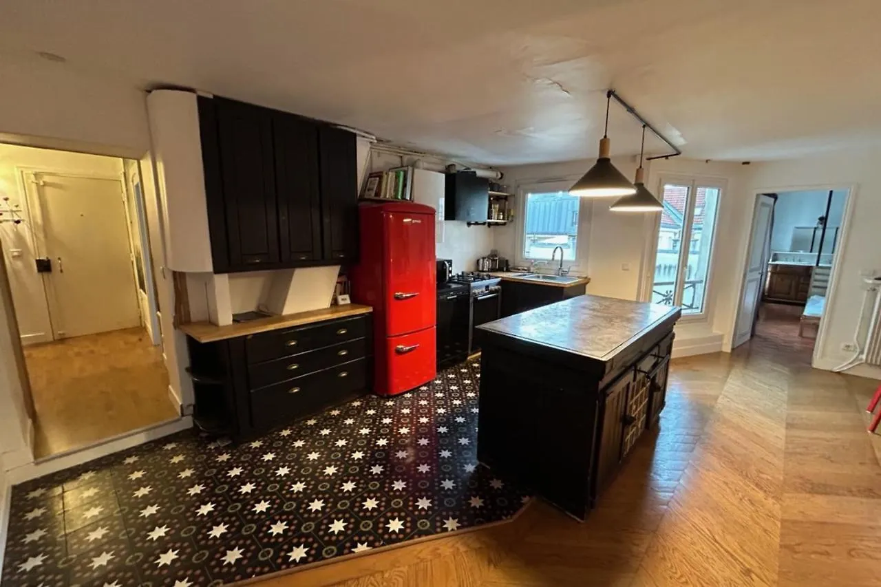 Apartment Near Jardin Villemin Paris
