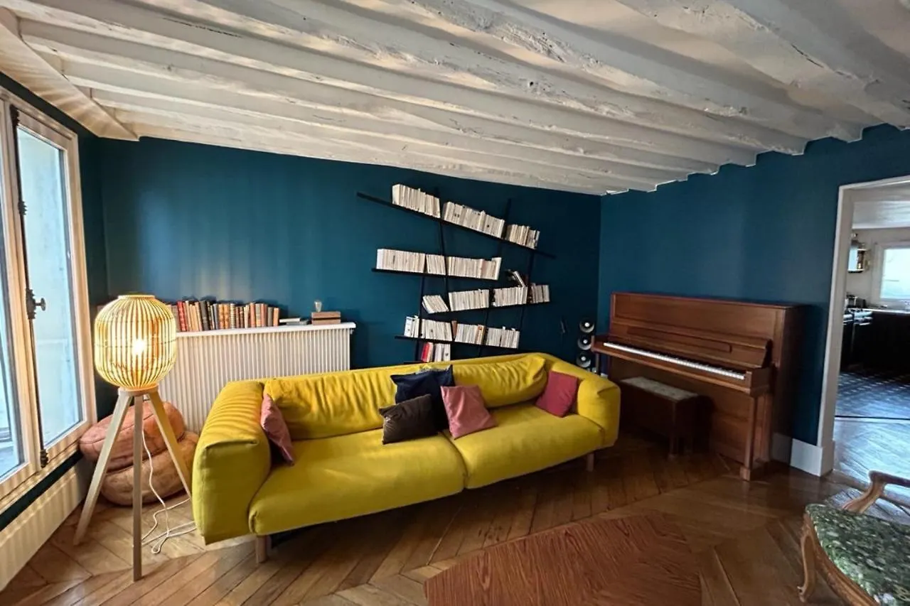Apartment Near Jardin Villemin Paříž